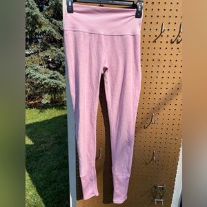 Alo yoga alo soft pink leggings size small
